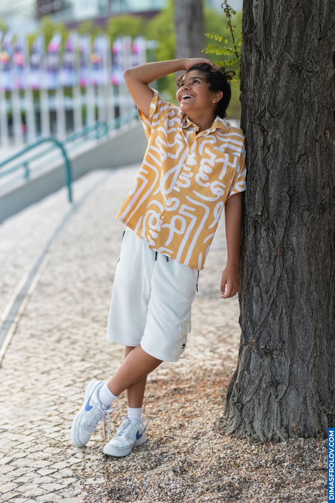 ถ่ายภาพพอร์ตเทรตนักเต้นวัยรุ่นที่ลิสบอน: อายัน ณ สวนปาร์เกดัชนาซอยช์. บาทต่อภาพ 133385 (2026-09-13 13:48:56)