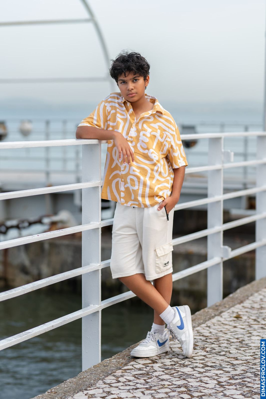 ถ่ายภาพพอร์ตเทรตนักเต้นวัยรุ่นที่ลิสบอน: อายัน ณ สวนปาร์เกดัชนาซอยช์. บาทต่อภาพ 133390 (2026-09-13 13:49:03)