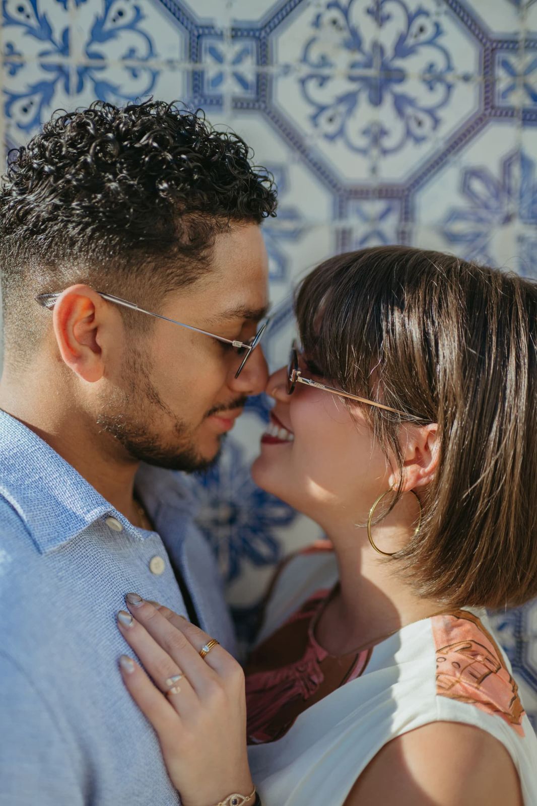 Honeymoon photos in Lisbon. Photo josse-christina-00013-X5-969b88b593.