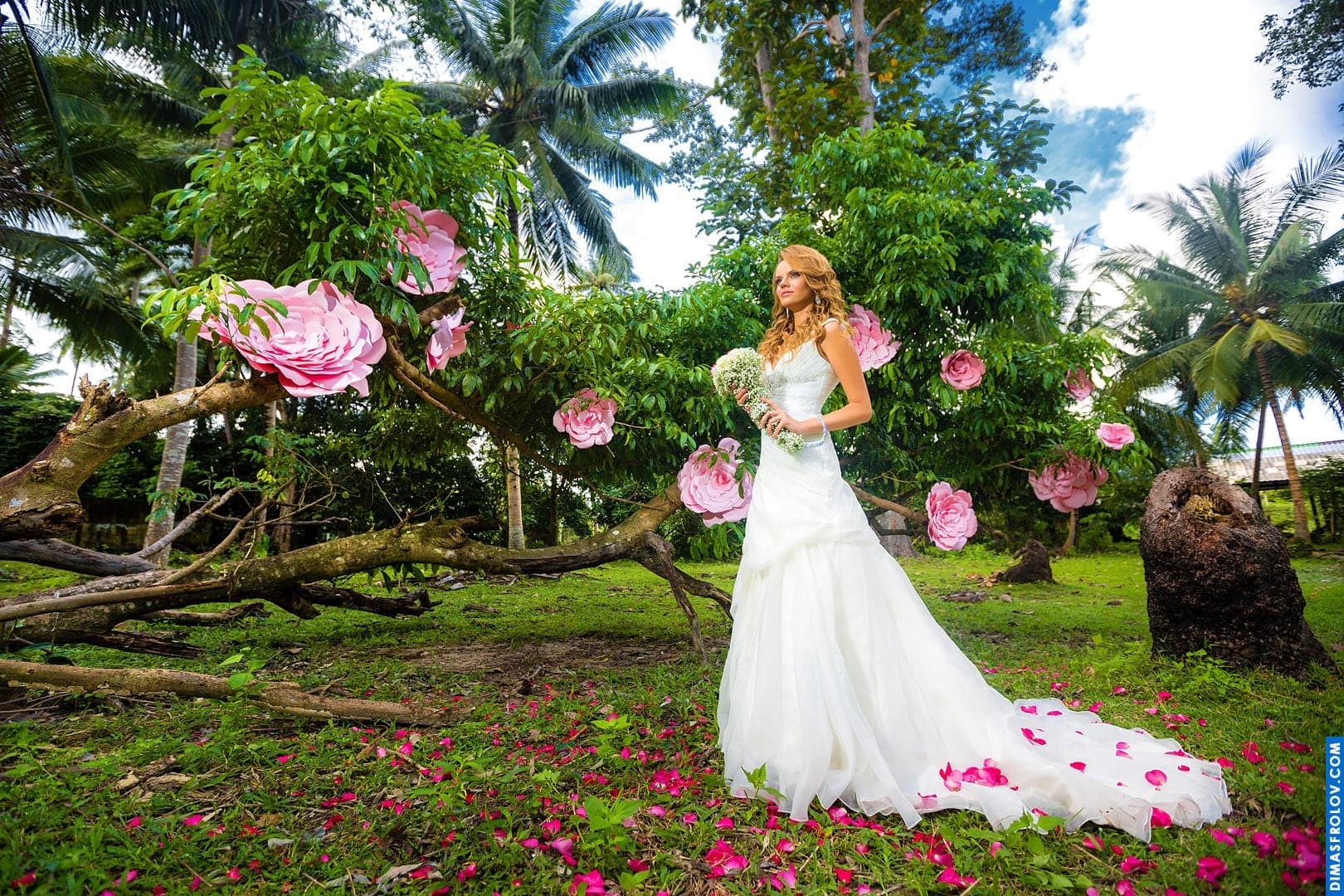 Artistic Bride Portraits. photographer Dimas Frolov. photo1507