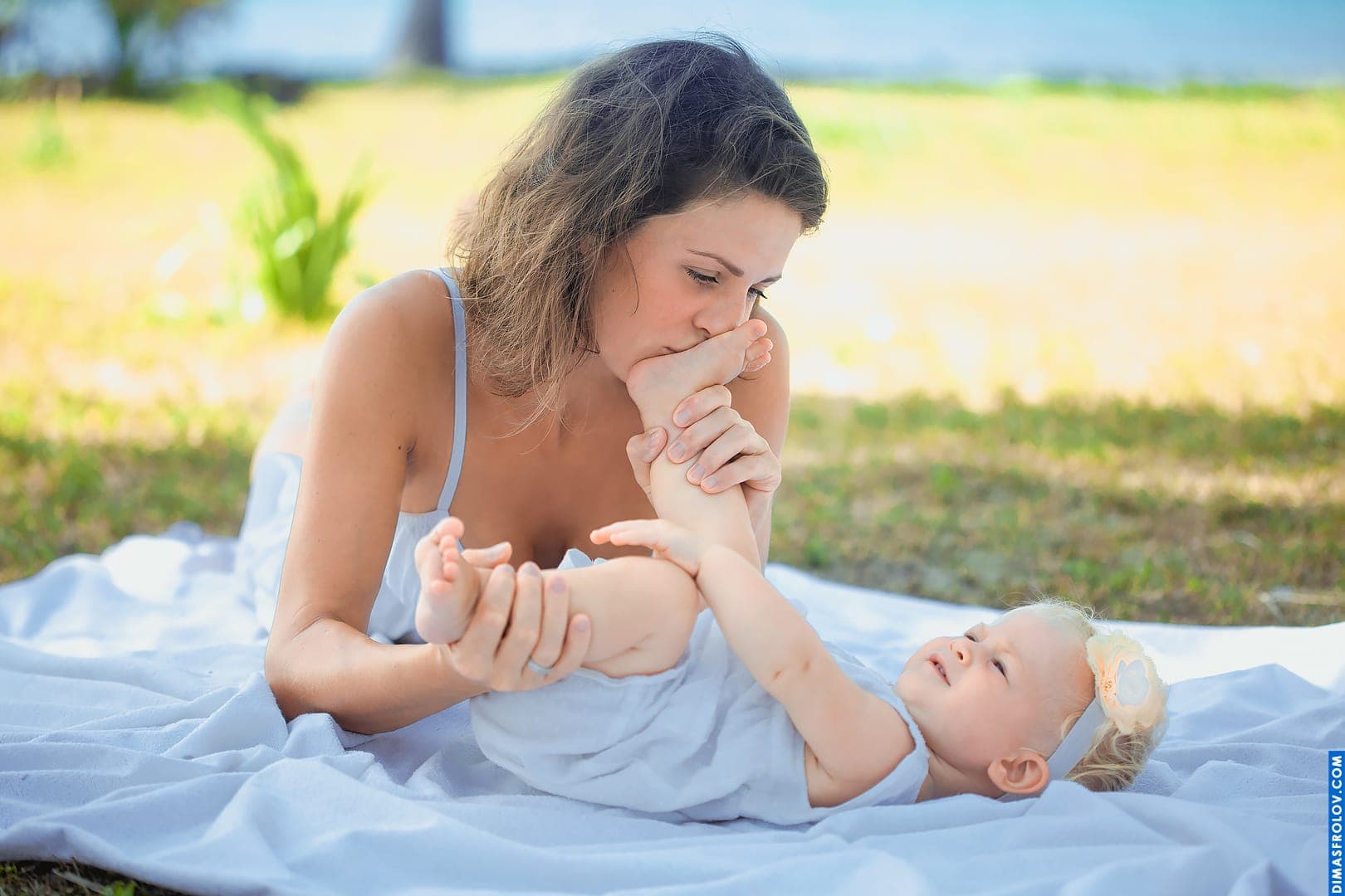How to Prepare for Family Photoshoot in Lisbon: Tips and Tricks. photographer Dimas Frolov photo 332