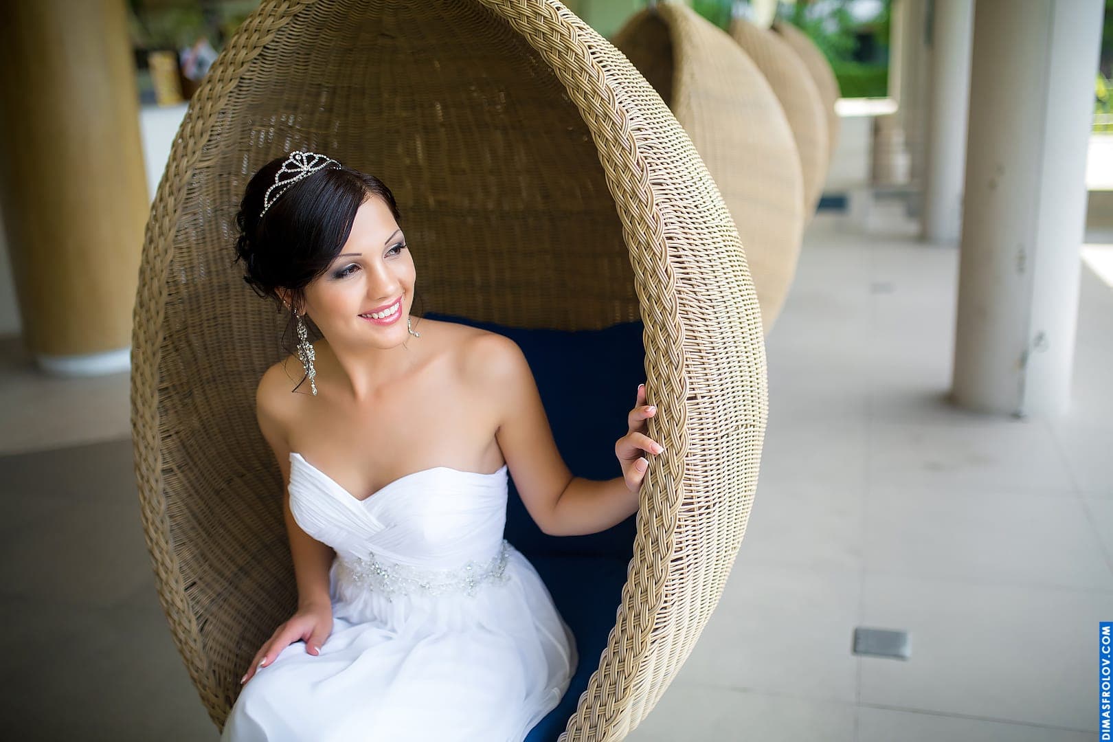 Artistic Bride Portraits. photographer Dimas Frolov. photo1524