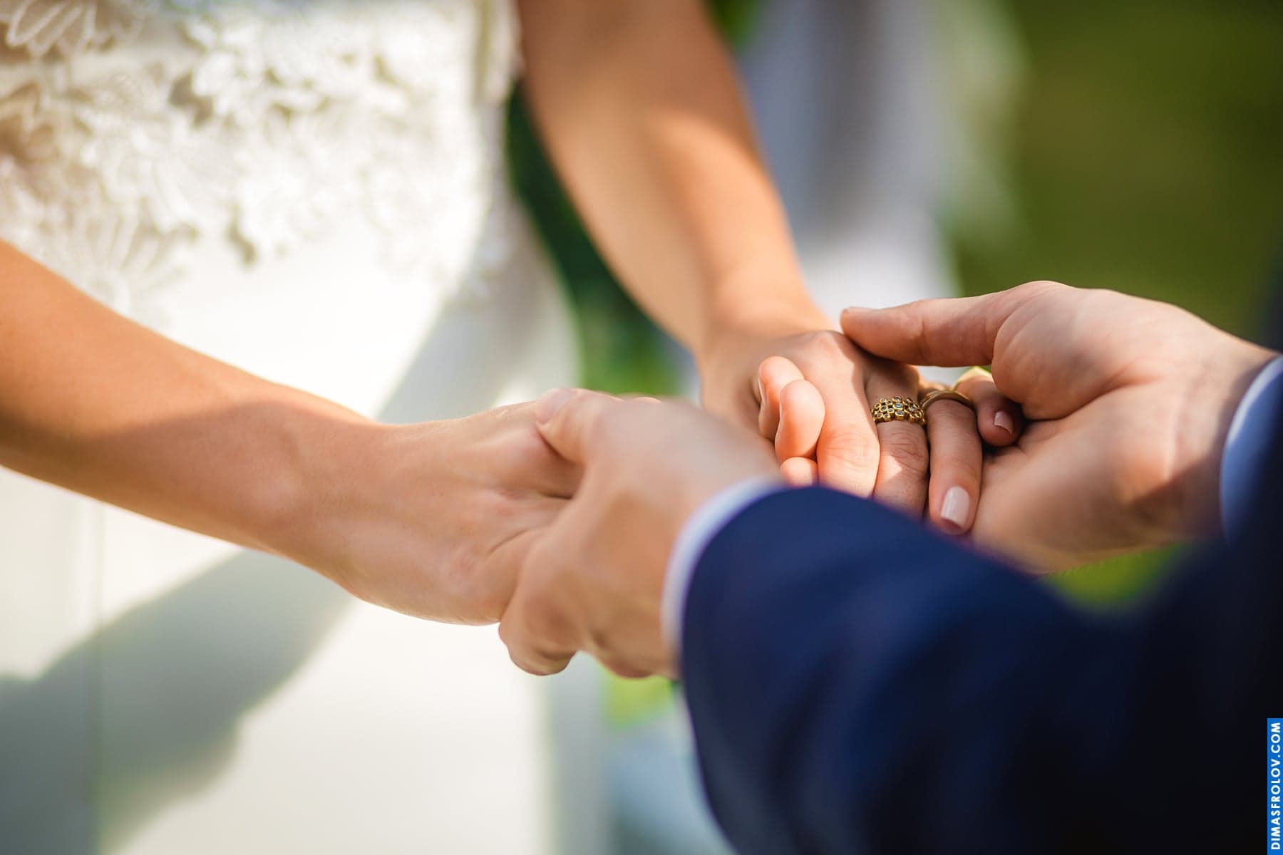 How to choose Your Wedding Photographer? Tips and recommendations. photographer Dimas Frolov. photo599
