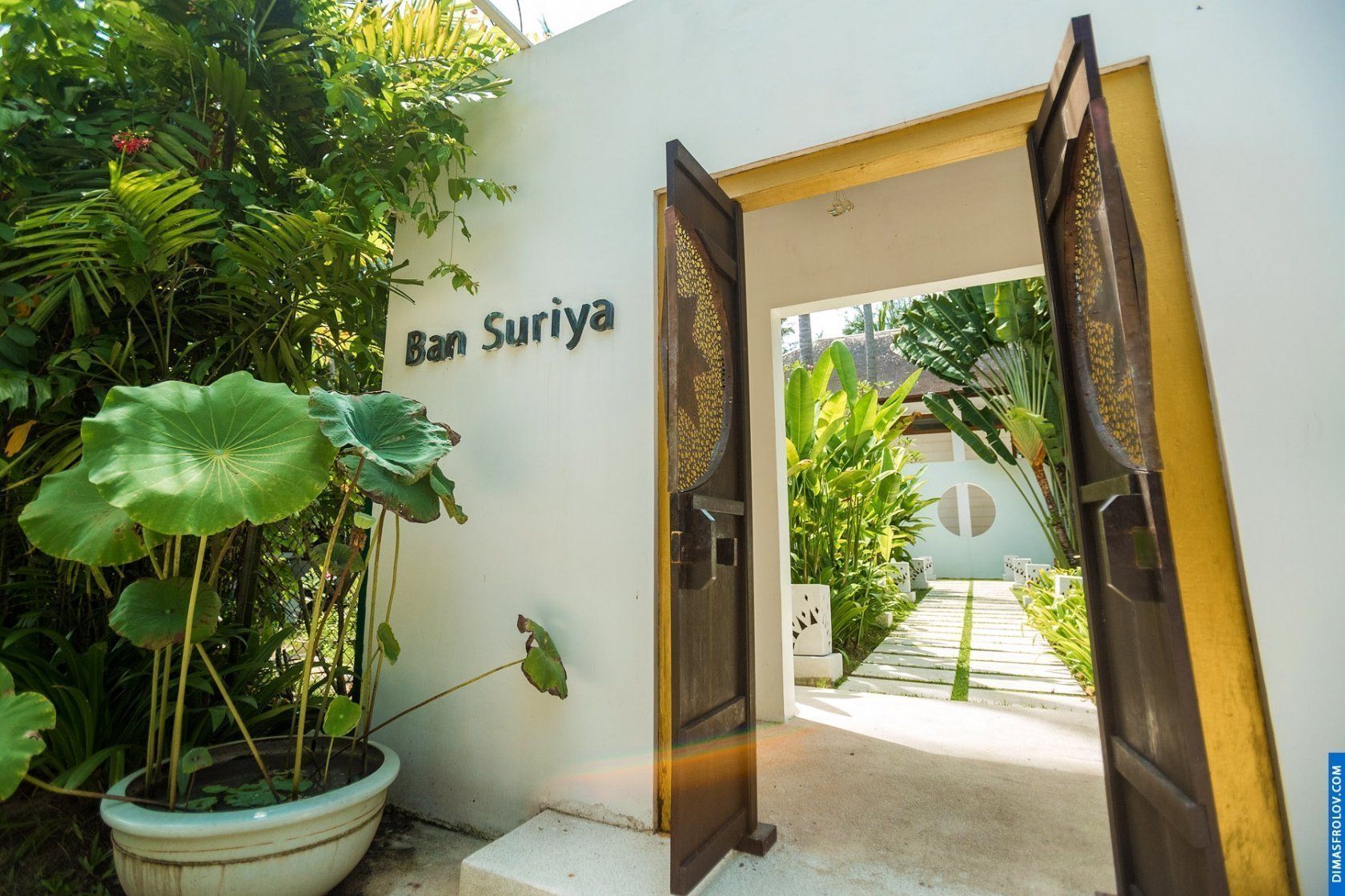 Destination wedding at Ban Suriya Villa. Photo 10 (2023-05-03 21:42:30)