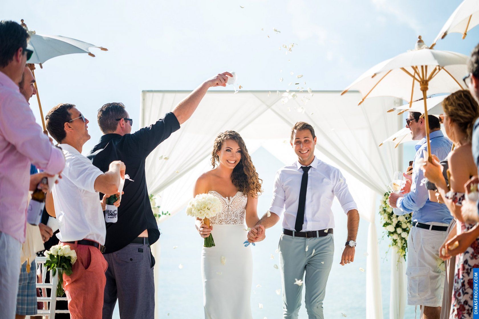 Destination wedding at Ban Suriya Villa. Photo 38 (2023-05-03 21:42:30)