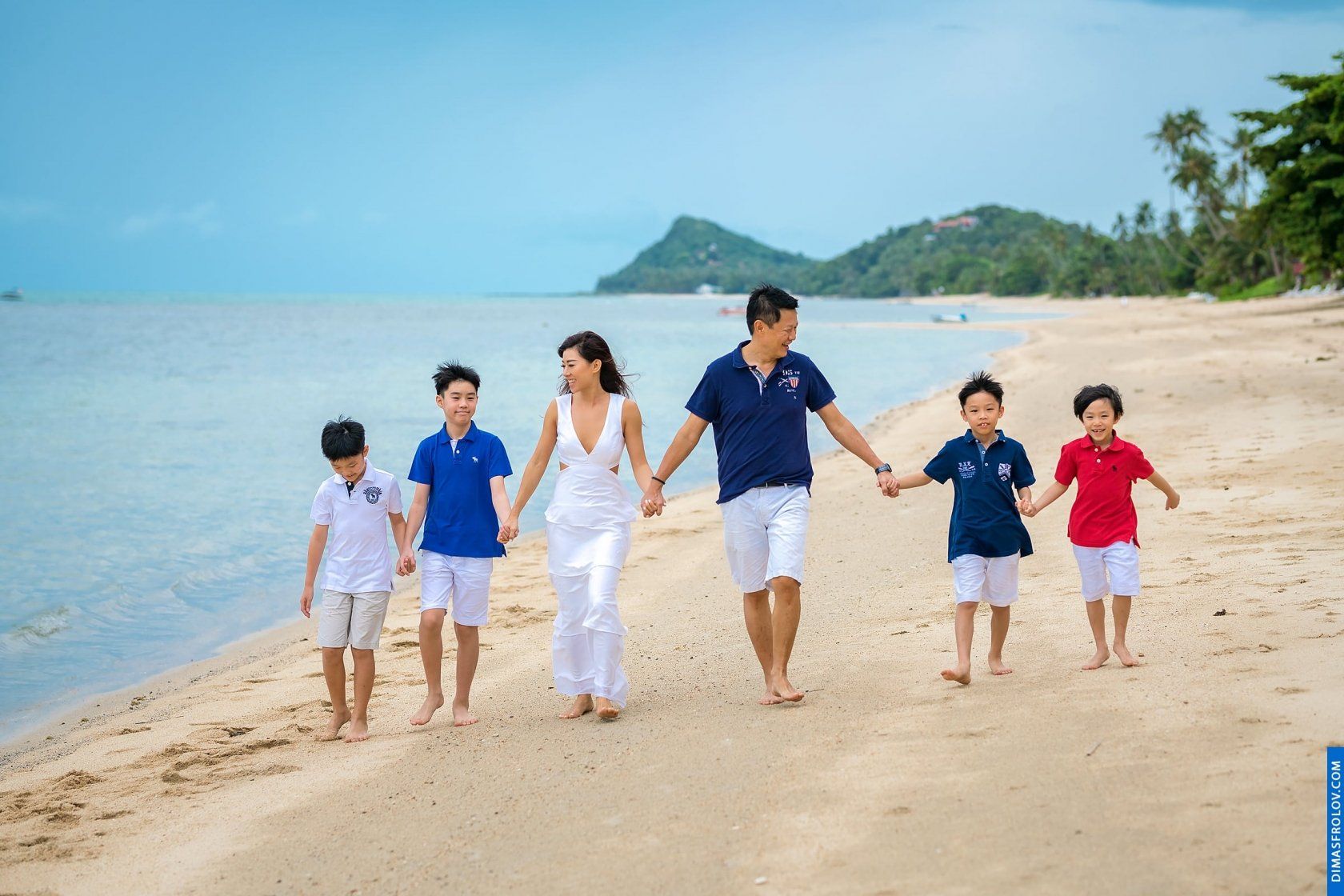 family ครอบครัว Chan. บาทต่อภาพ 44457 (2023-05-03 21:54:00)