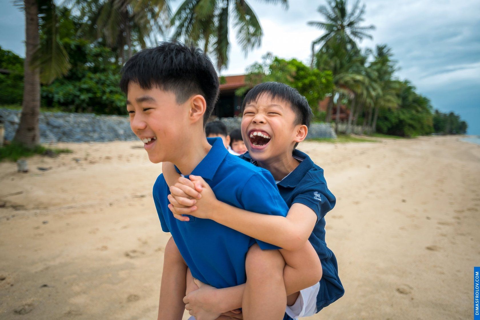 family ครอบครัว Chan. บาทต่อภาพ 44412 (2023-05-03 21:53:59)