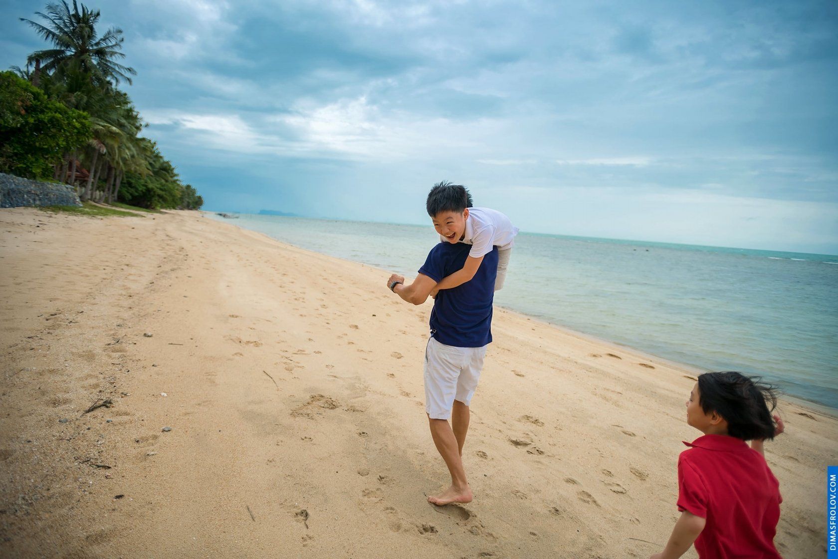 family ครอบครัว Chan. บาทต่อภาพ 44395 (2023-05-03 21:53:59)
