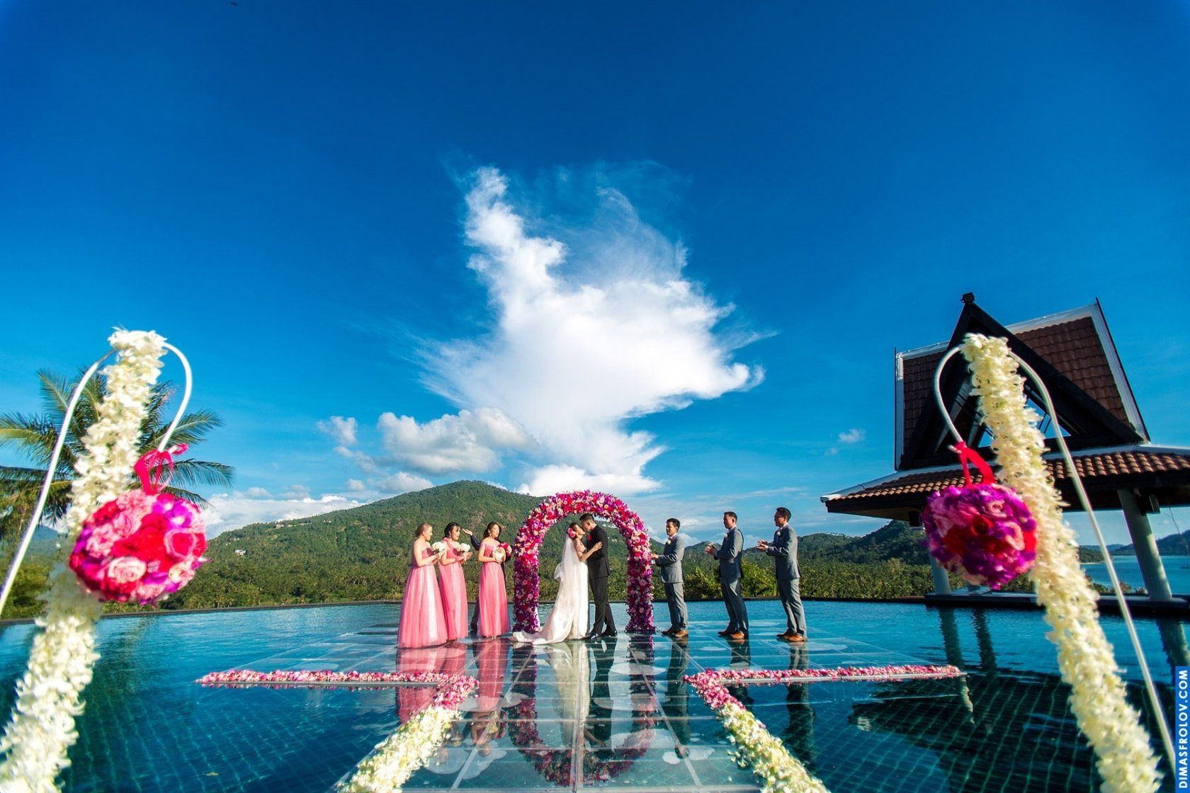 งานแต่งงานแบบ Destination และการถ่ายภาพ ณ โรงแรม InterContinental Eddy & Angela. บาทต่อภาพ 132773 (2026-07-17 17:15:56)