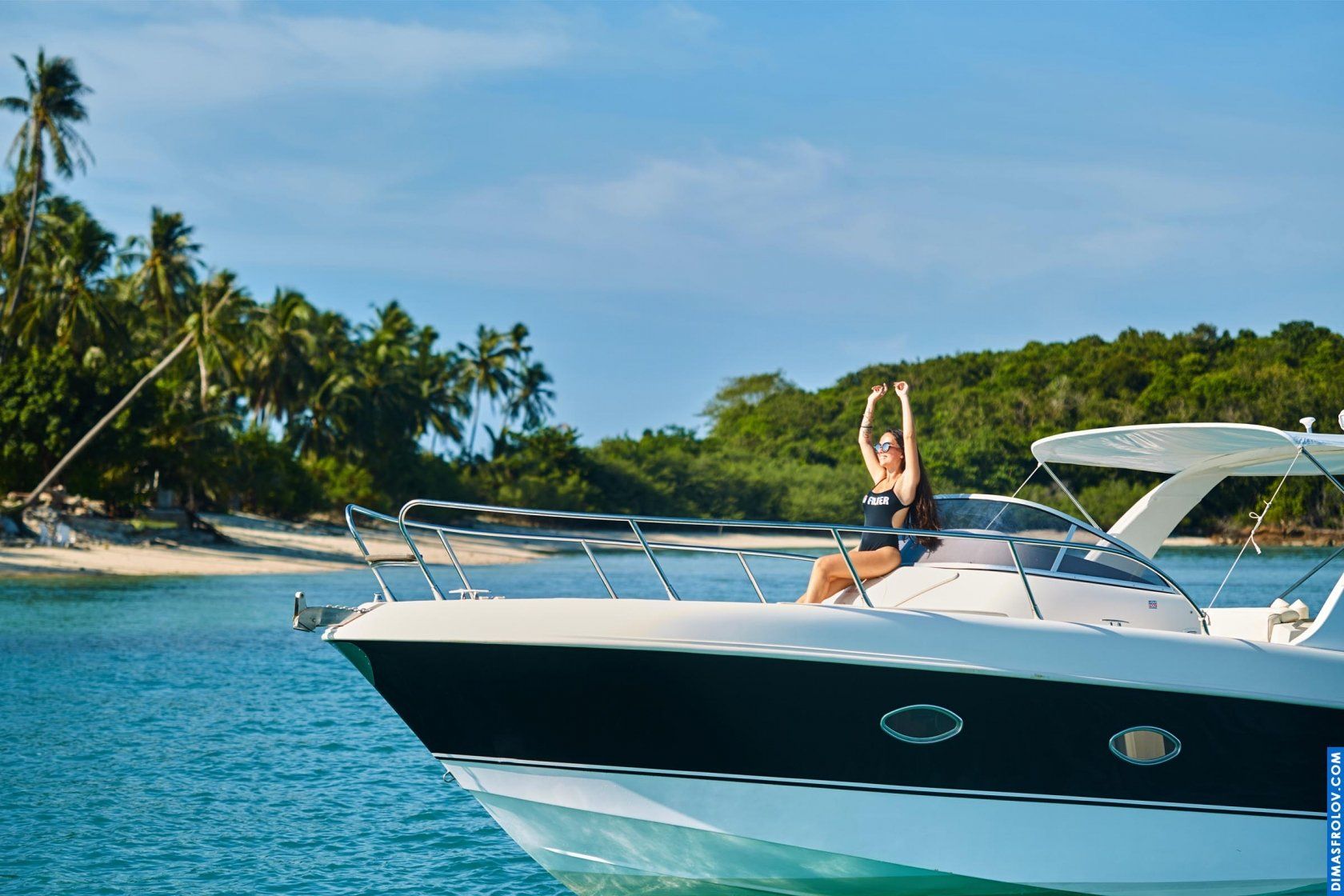 Absolute. Yacht interior and exterior photo shoot. Photo 7447 (2023-05-03 21:45:42)