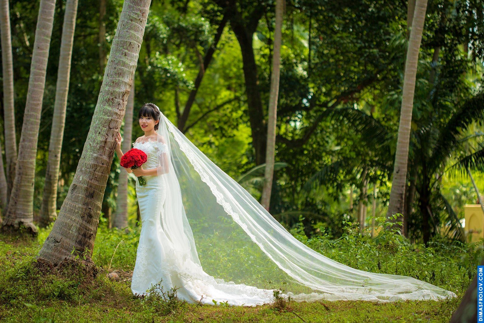 Li & Lu. Pre-wedding photo shoot at a villa. Photo 7992 (2023-05-03 21:45:54)