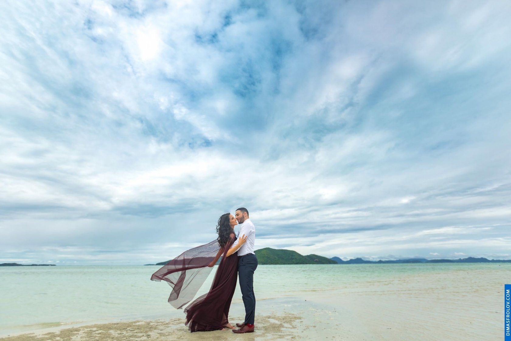 ถ่ายภาพคู่รักและการหมั้น Leena และ Ehab. บาทต่อภาพ 12800 (2023-05-03 21:47:02)
