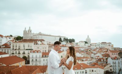 Fotografia em Alfama (7 Dicas para Evitar Multidões e Melhor Horário em Lisboa 2025)