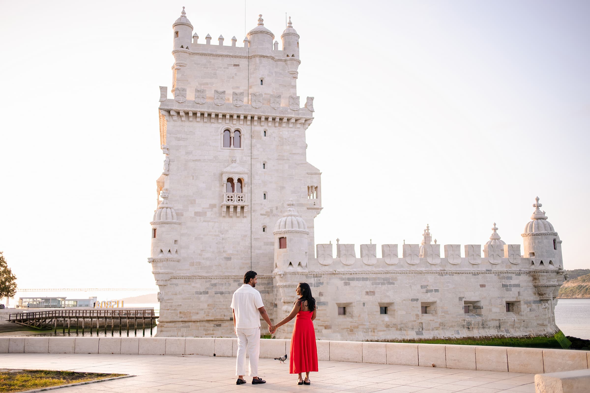 Best Places to Propose in Lisbon: 17 Romantic Locations. photographer Dimas Frolov photo 2370