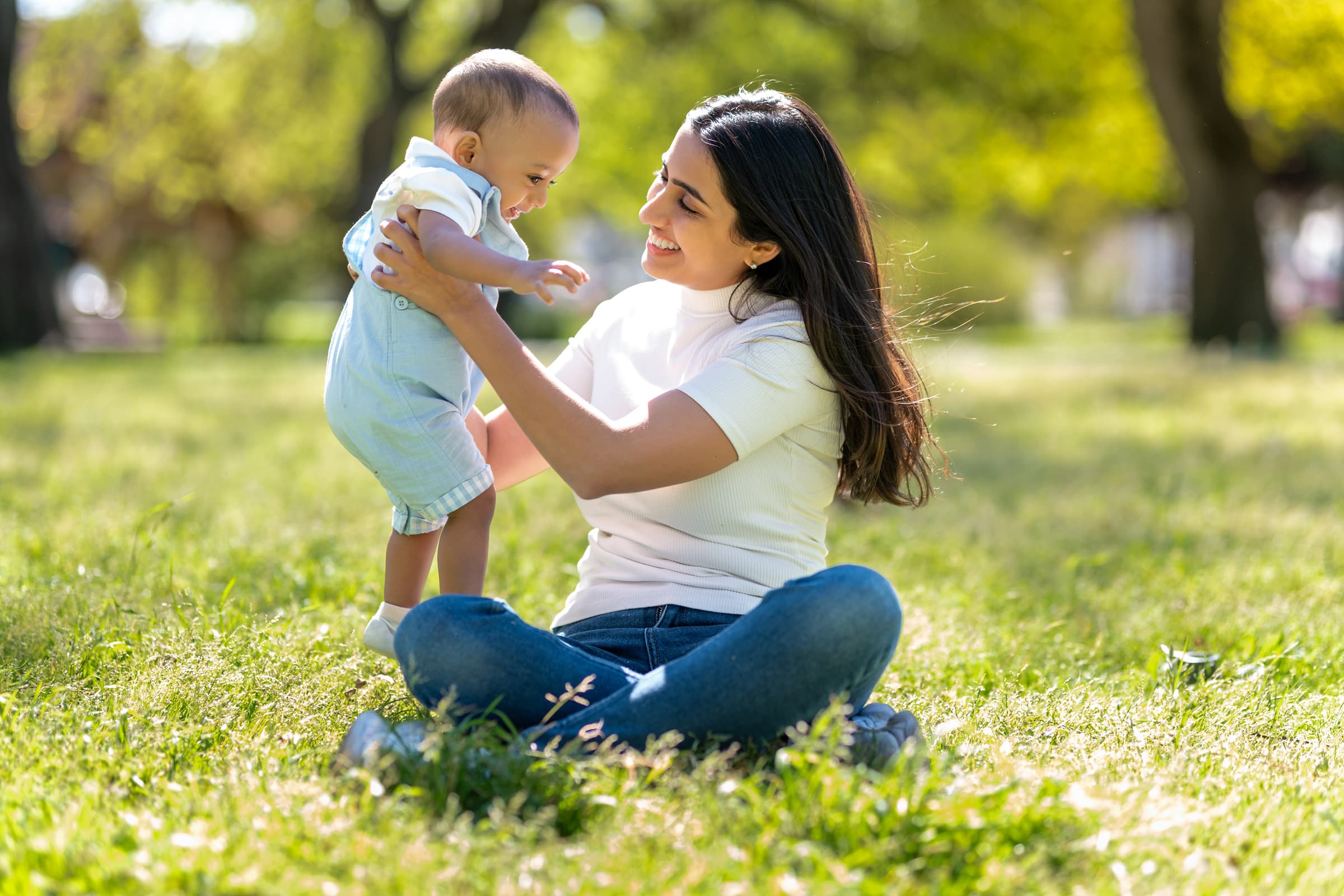 A First Birthday Family Photoshoot at Jerónimos Monastery, Lisbon. Photo 131728 (2026-07-16 10:07:33)