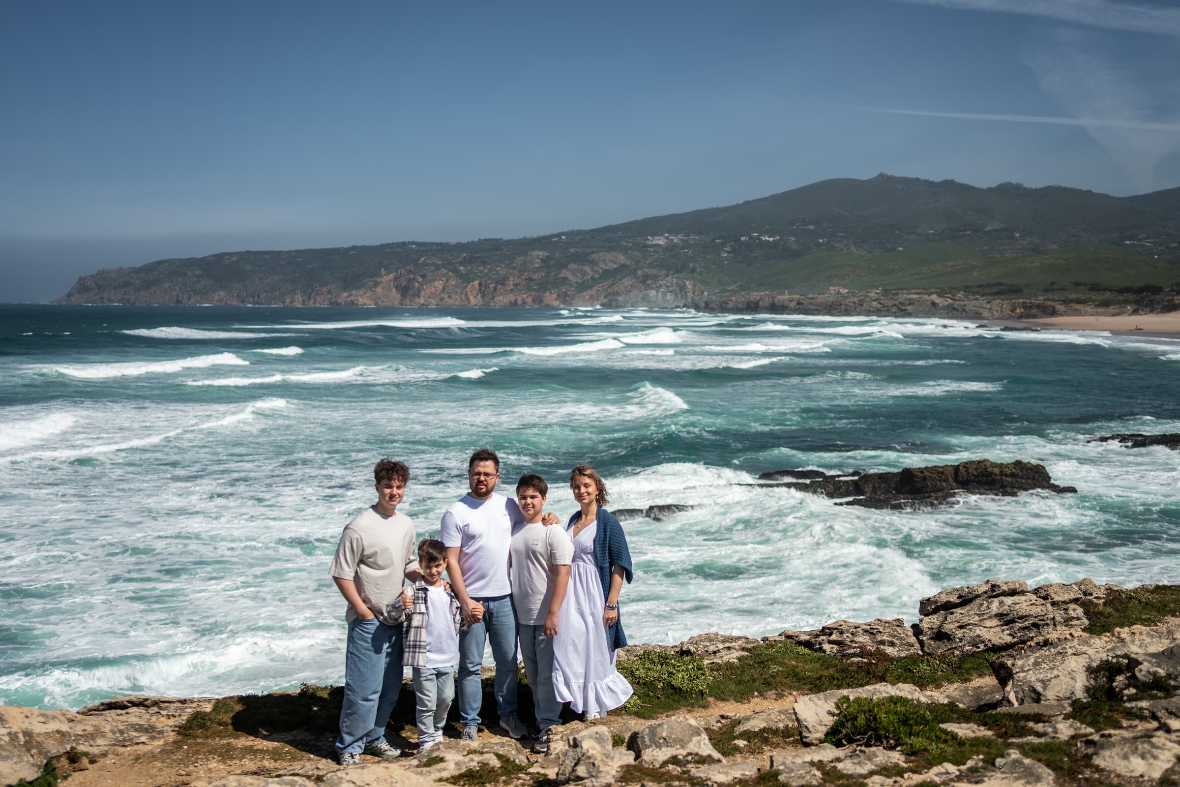 A Family Photoshoot with Teenagers at Guincho Beach, near Cascais. Photo 131763 (2026-07-16 10:30:09)