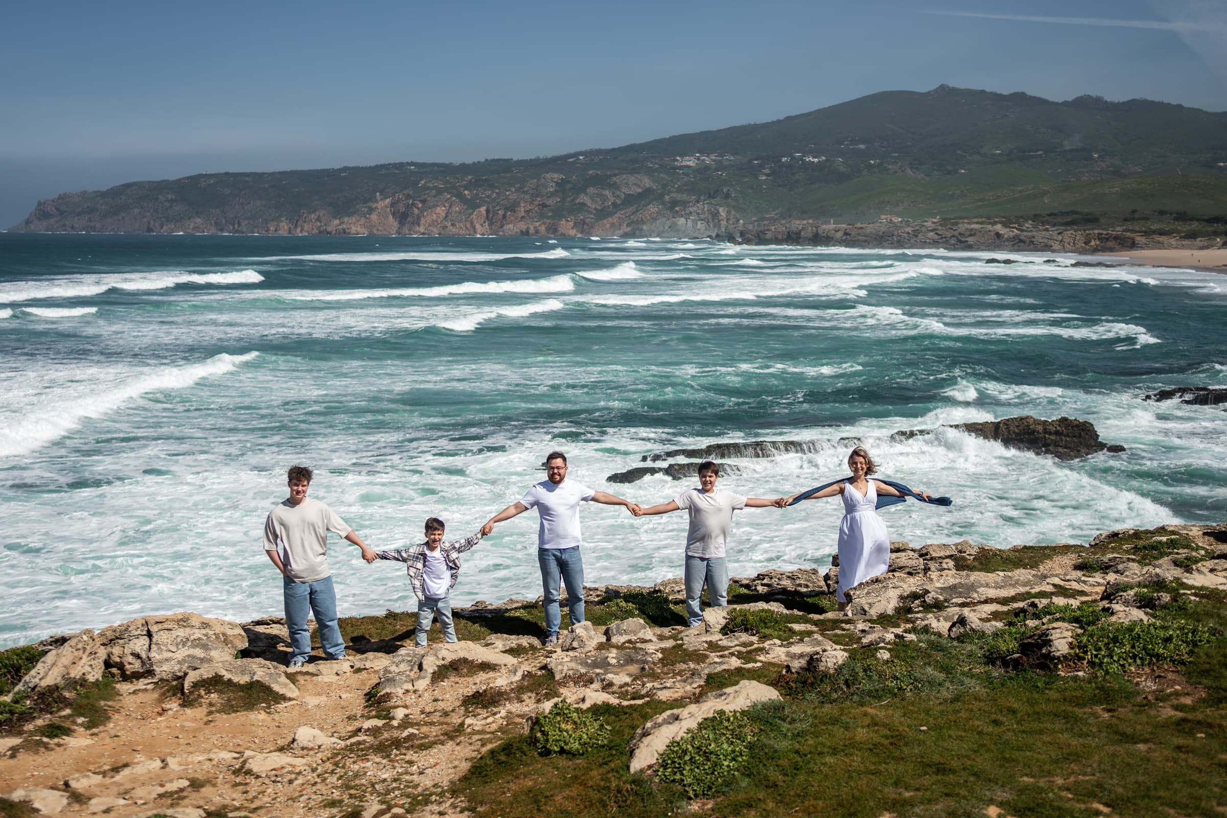 A Family Photoshoot with Teenagers at Guincho Beach, near Cascais. Photo 131764 (2026-07-16 10:30:10)