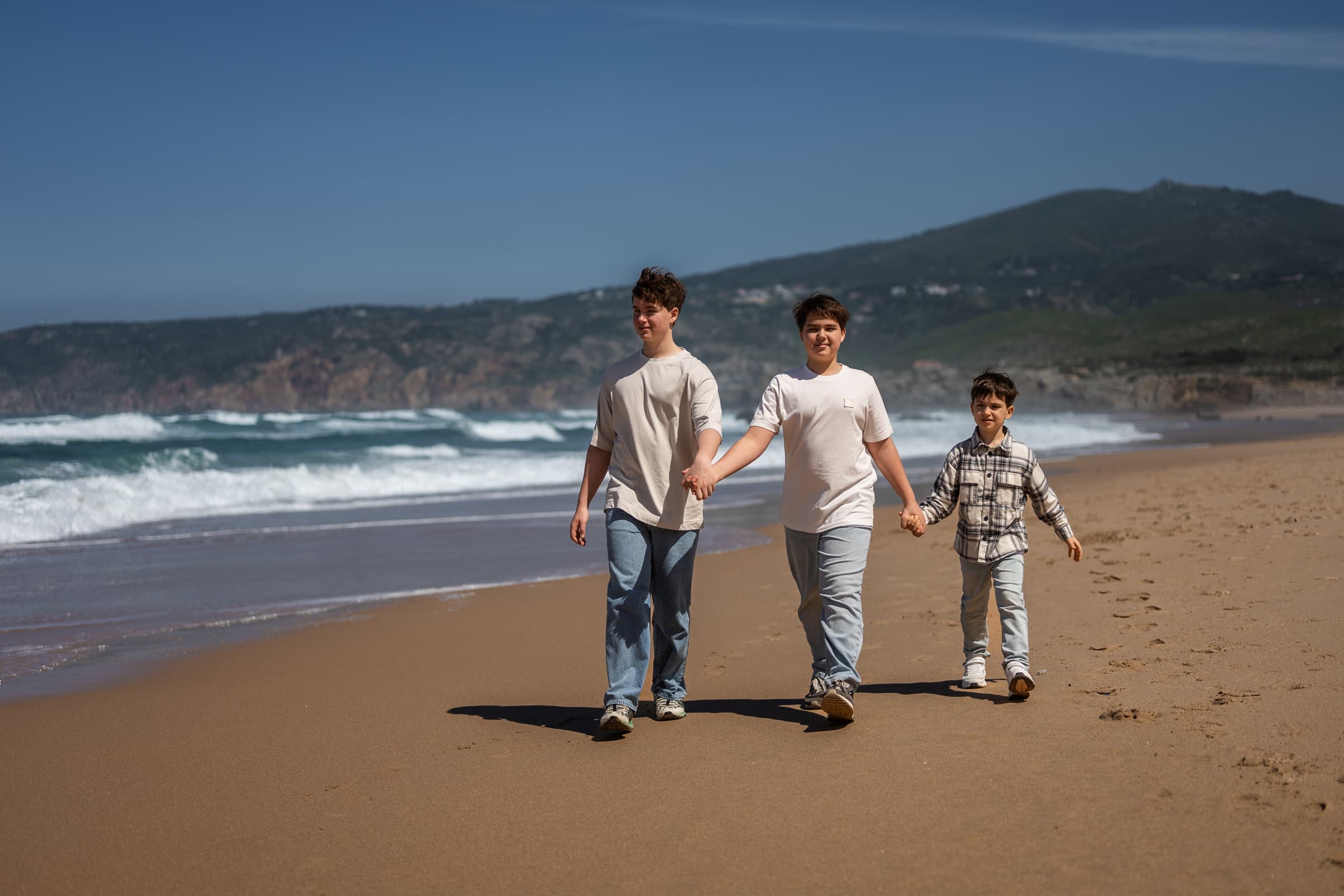 A Family Photoshoot with Teenagers at Guincho Beach, near Cascais. Photo 131812 (2026-07-16 10:31:09)