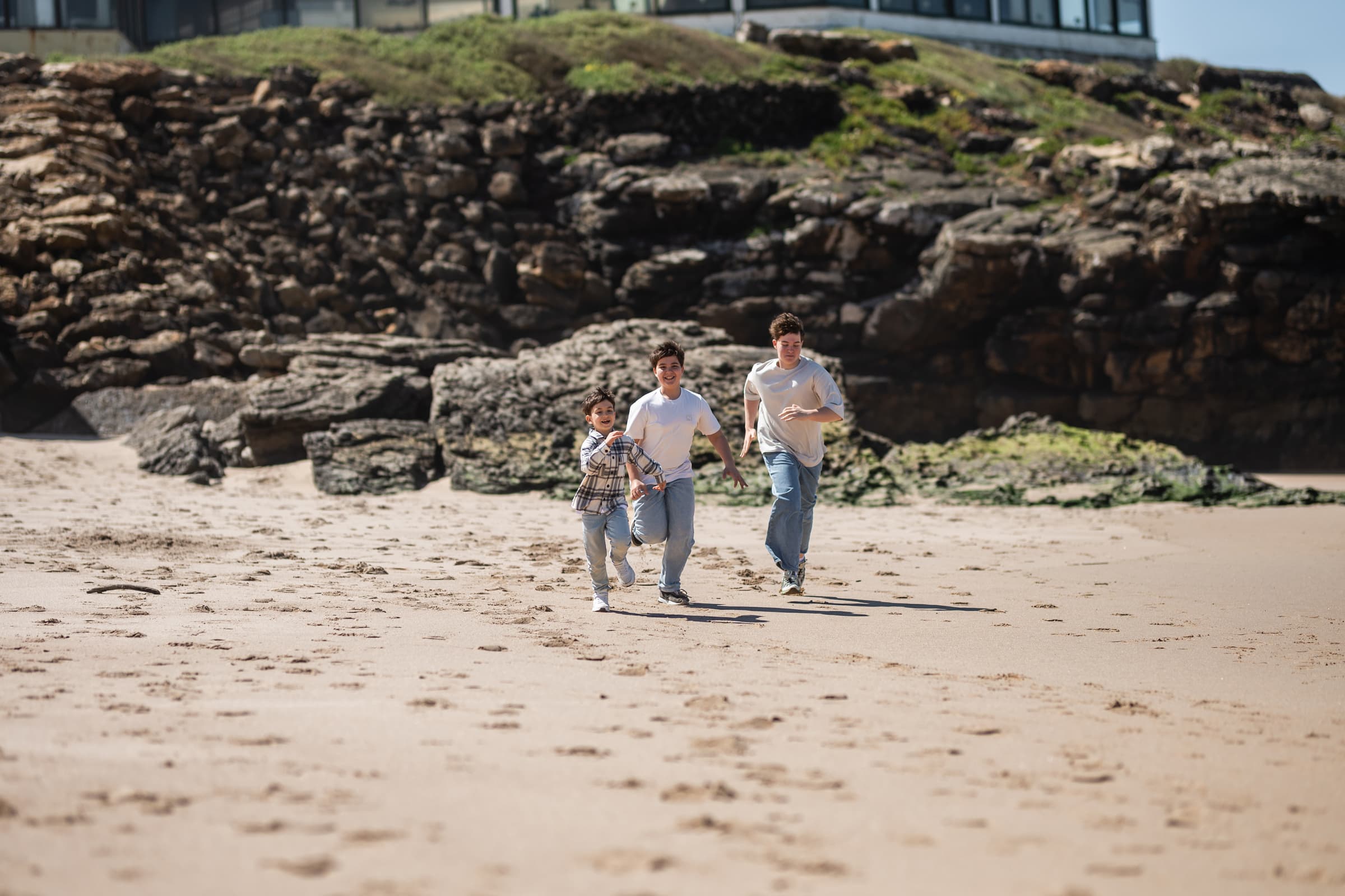 A Family Photoshoot with Teenagers at Guincho Beach, near Cascais. Photo 131814 (2026-07-16 10:31:11)