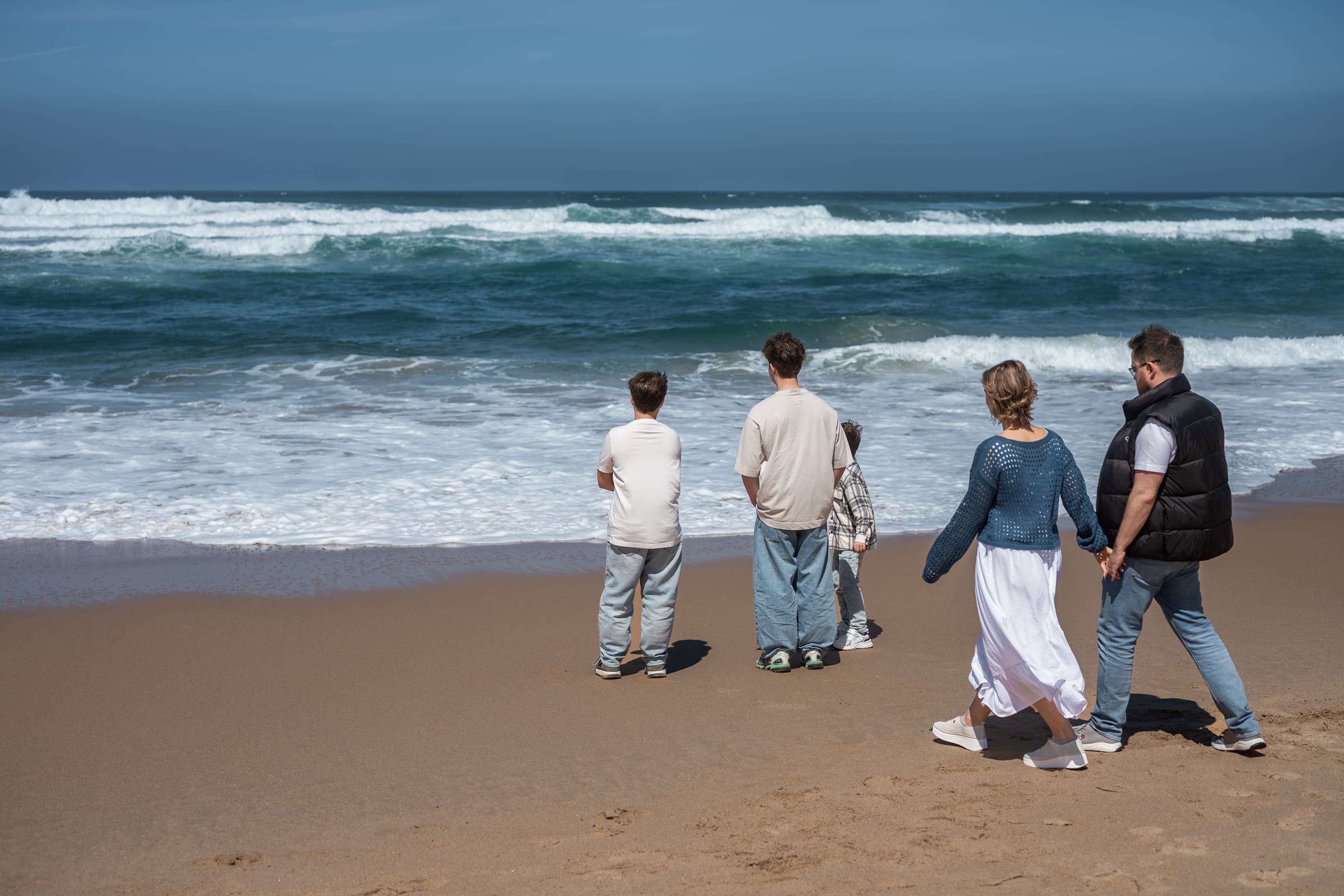A Family Photoshoot with Teenagers at Guincho Beach, near Cascais. Photo 131829 (2026-07-16 10:31:25)