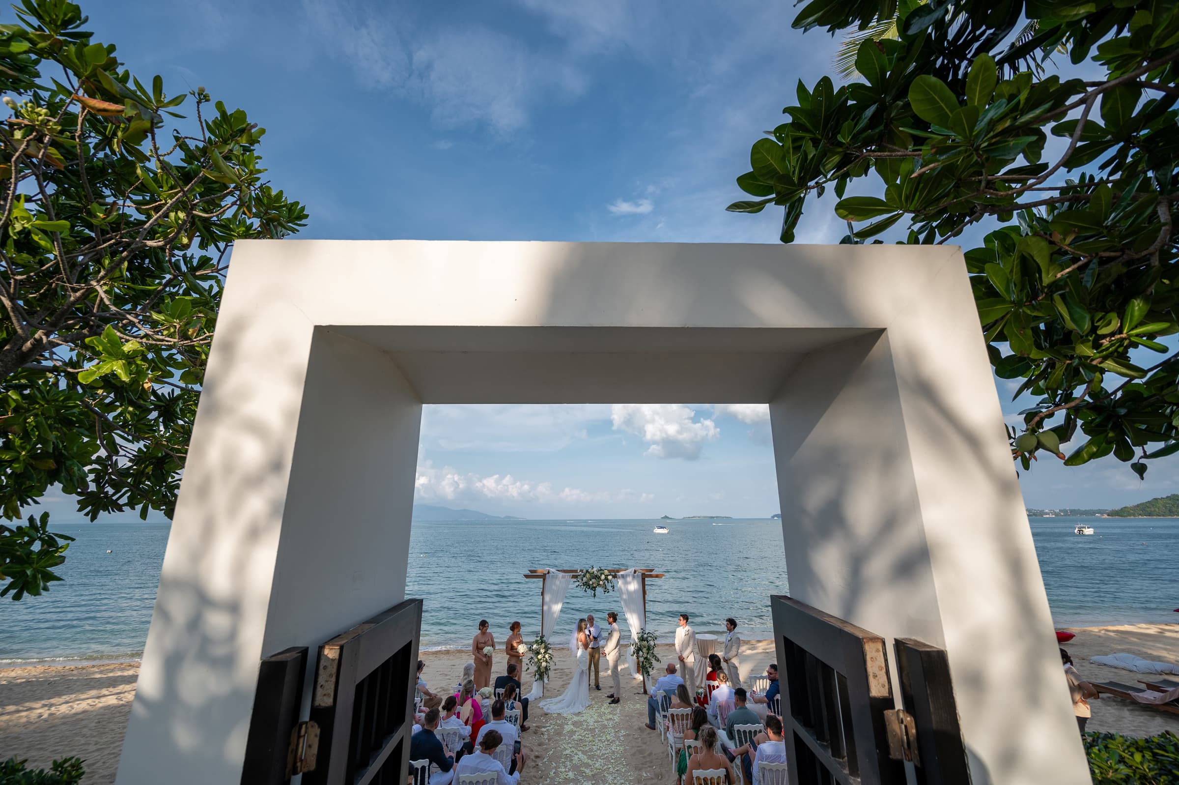 Kimberley & Cory Destination Wedding on the beach. Photo 132325 (2026-07-16 23:30:30)