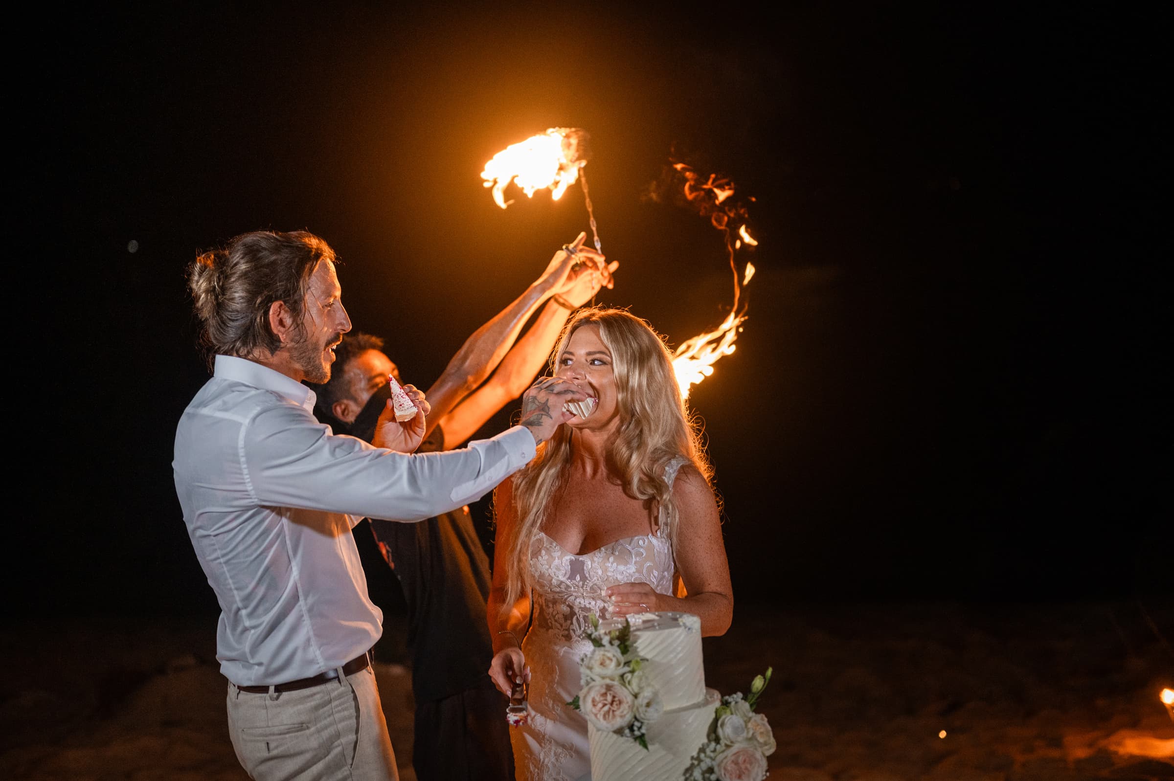 Kimberley & Cory Destination Wedding on the beach. Photo 132386 (2026-07-16 23:32:12)