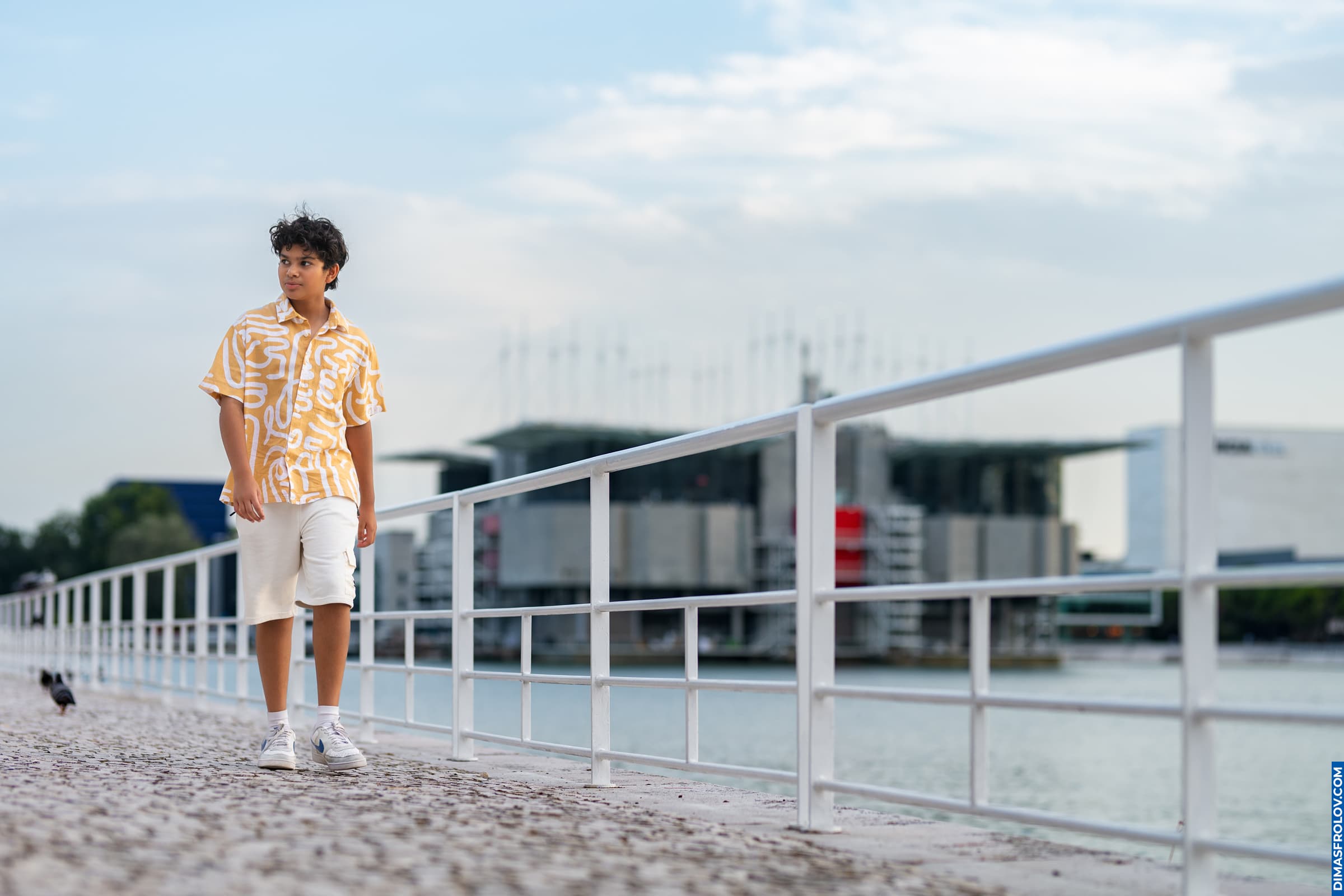ถ่ายภาพพอร์ตเทรตนักเต้นวัยรุ่นที่ลิสบอน: อายัน ณ สวนปาร์เกดัชนาซอยช์. บาทต่อภาพ 133405 (2026-09-13 13:49:18)