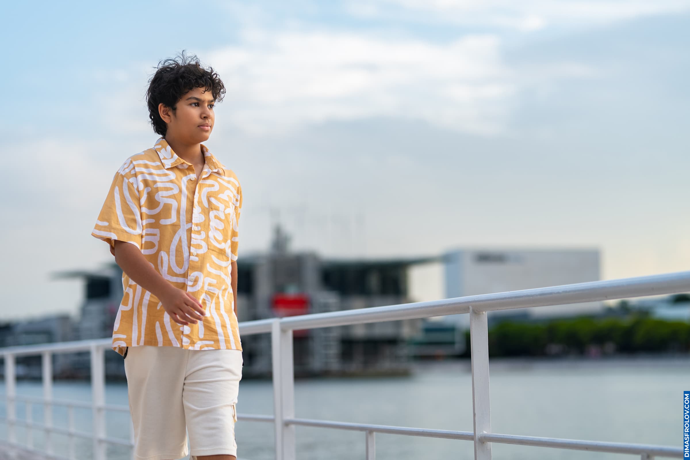 ถ่ายภาพพอร์ตเทรตนักเต้นวัยรุ่นที่ลิสบอน: อายัน ณ สวนปาร์เกดัชนาซอยช์. บาทต่อภาพ 133409 (2026-09-13 13:49:21)