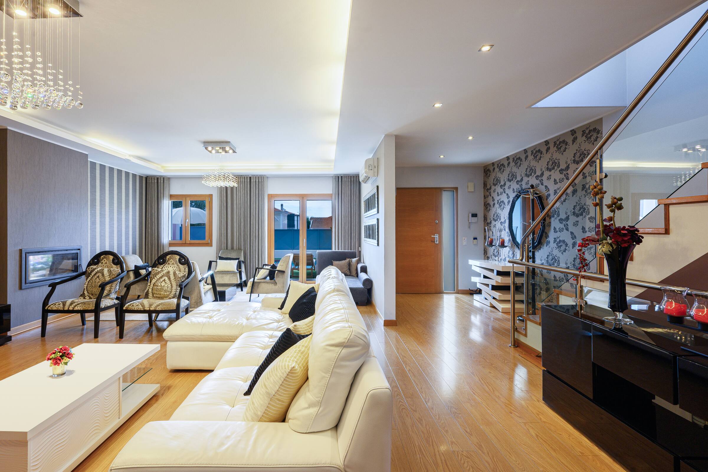Two-storey villa with a pool, spa and games room. Photo 133509 (2026-10-20 10:55:26)
