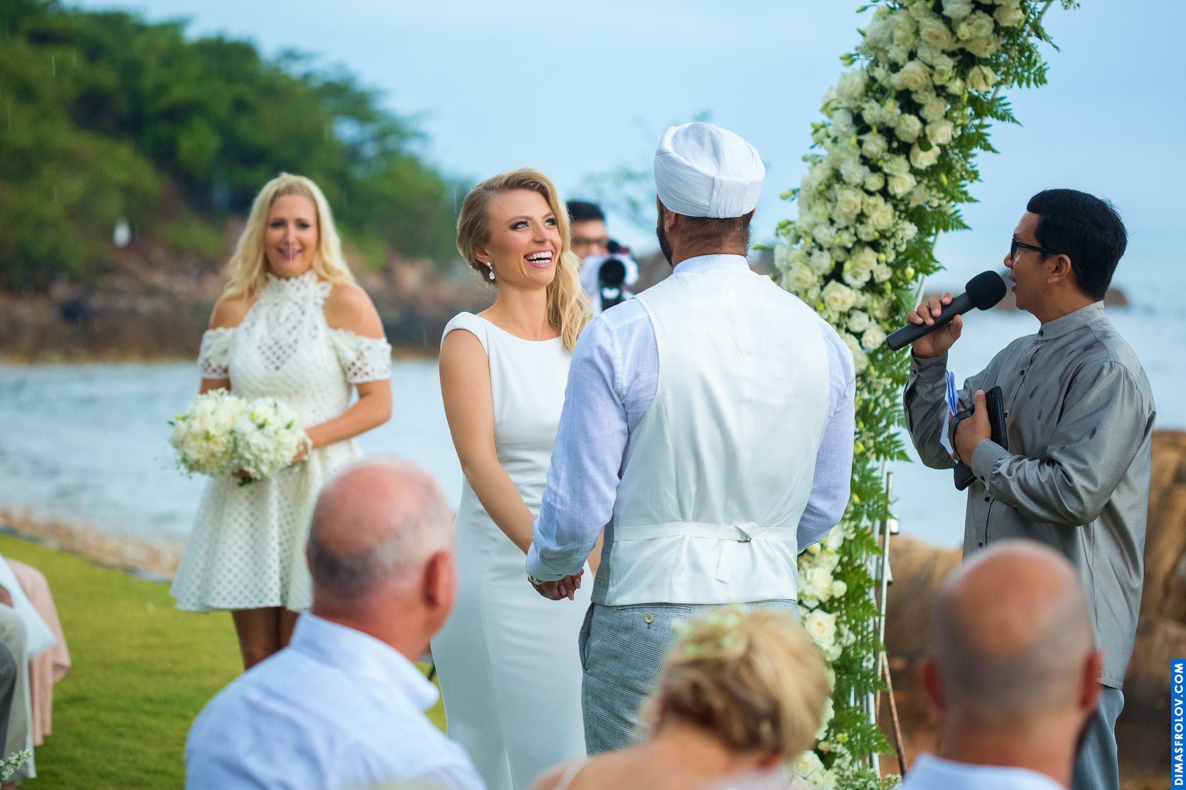 Fotos de casamento em Lisboa . Portfólio do fotógrafo em Portugal e na Europa. . Foto DE-seria-036-ORGL-deep-elyse-wed-178-b2a63e39-22ec577fec.
