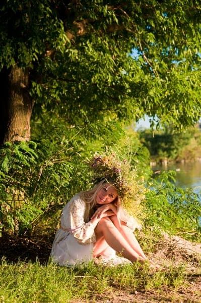 Female poses for photo shoot. 10 tips for beginning photographer. photographer Dimas Frolov. photo127