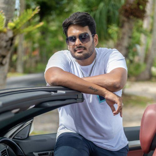 A imagem de perfil do cliente que deixa a avaliação: akshay reddy