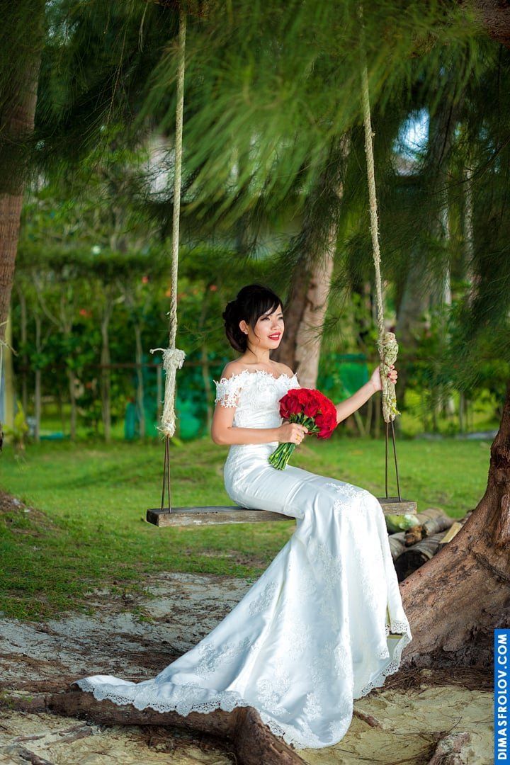 Li & Lu. Pre-wedding photo shoot at a villa. Photo 8006 (2023-05-03 21:45:55)